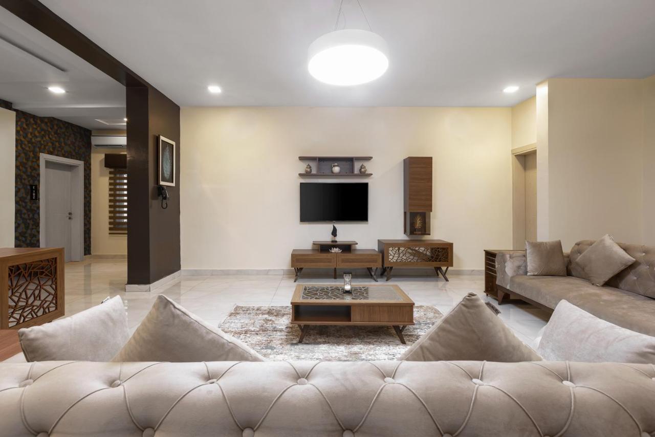 Bkt Cribs - Apartments & Suites Абуджа Екстер'єр фото